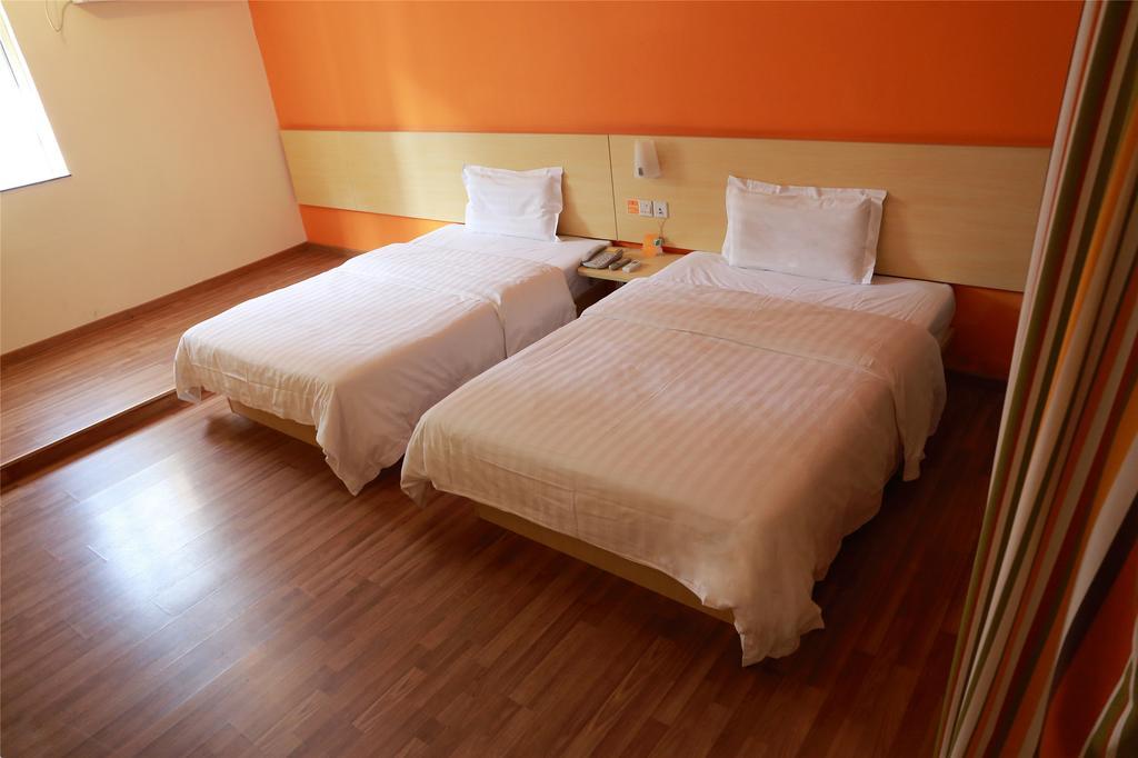 7 Days Inn Heze Mudan Road Branch Szoba fotó